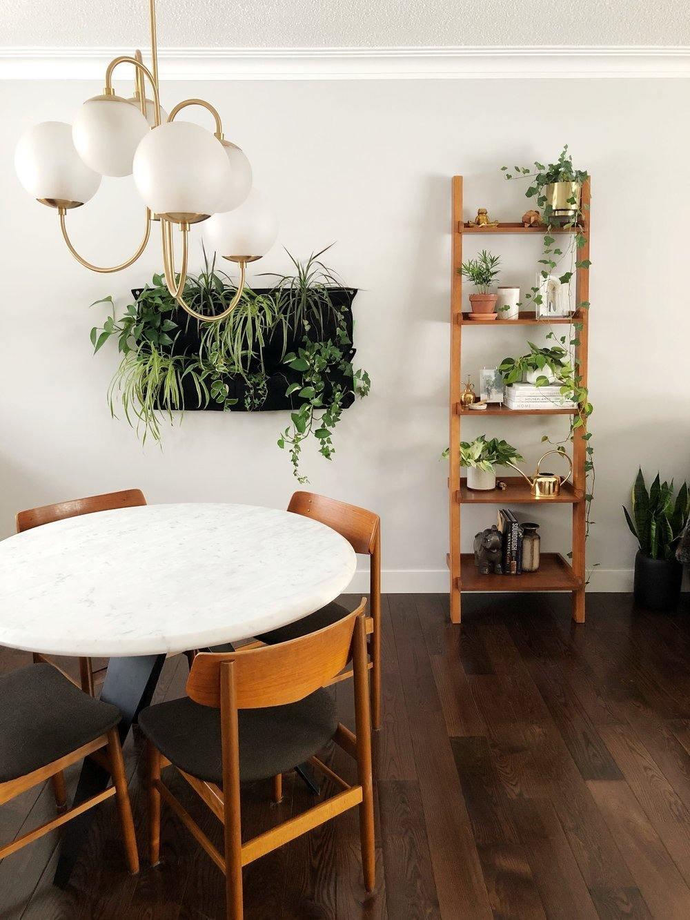 Jornoen Globe Chandelier