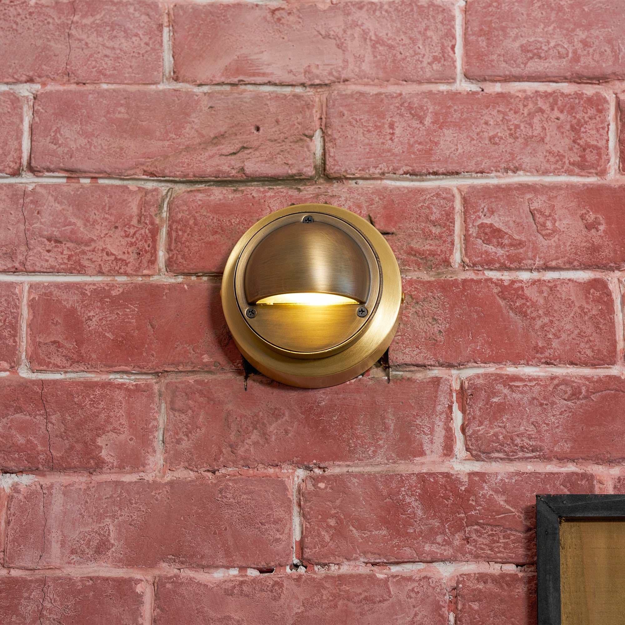 Fennis Outdoor Wall Light