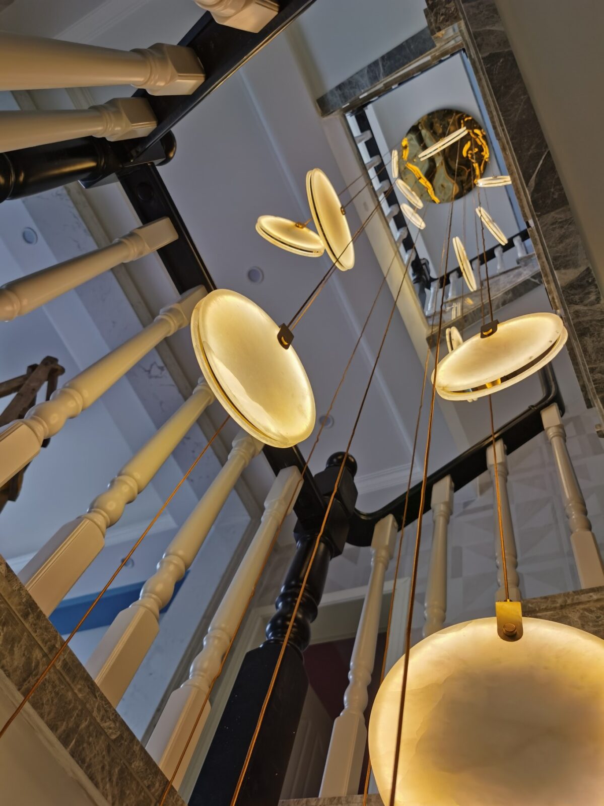 Hayleyna Geometric Pendant Light