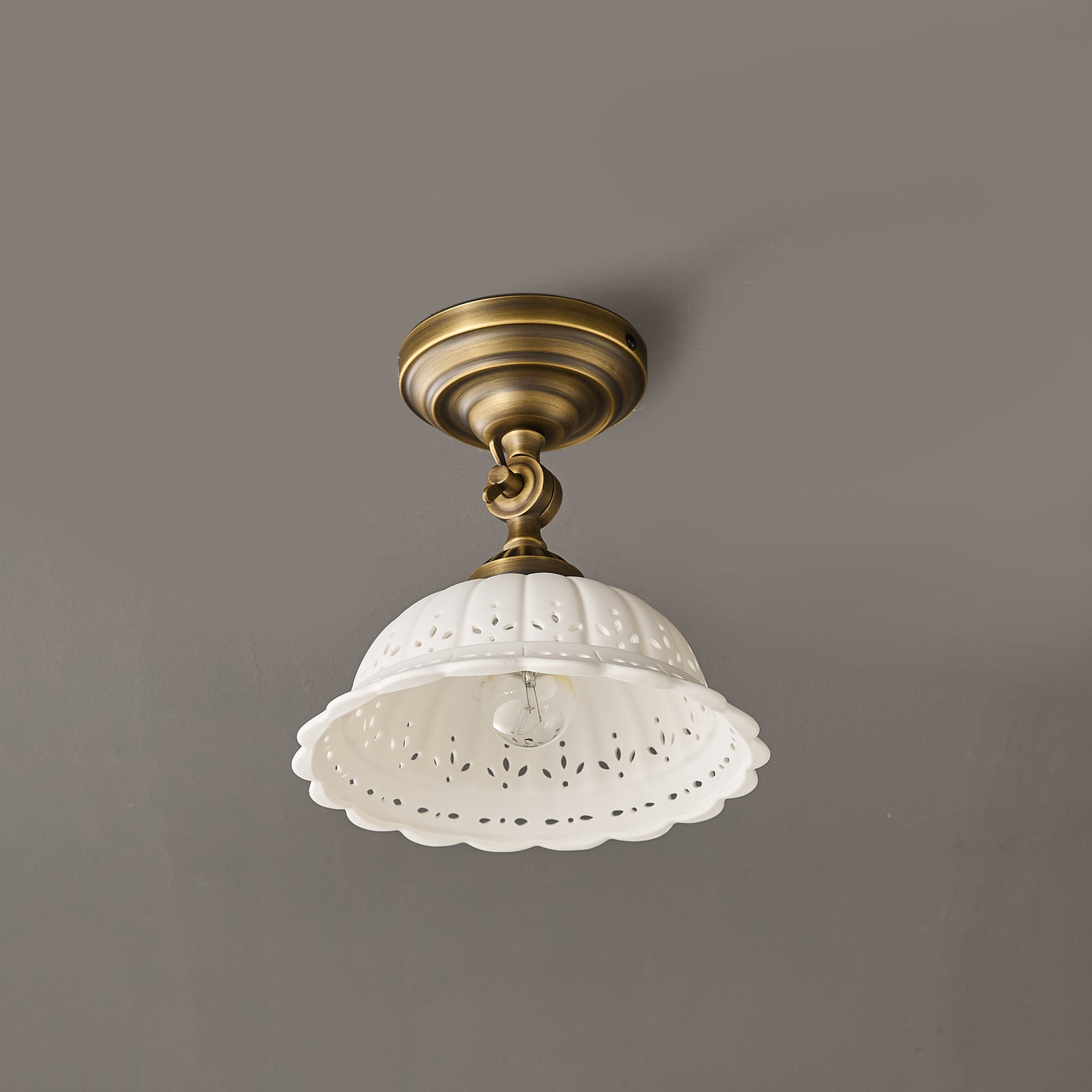 Roenal Ceiling Light