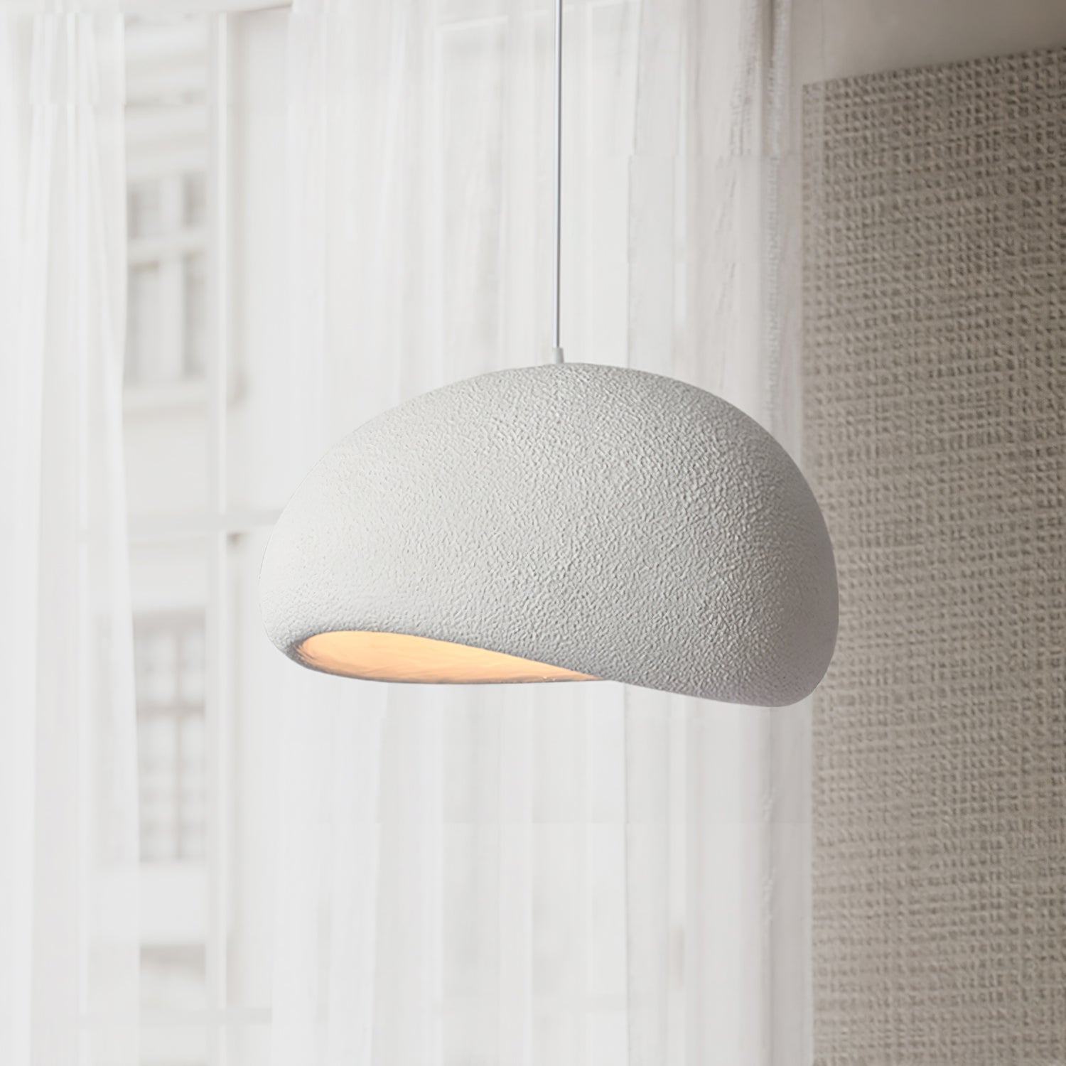 Noave Pendant Light
