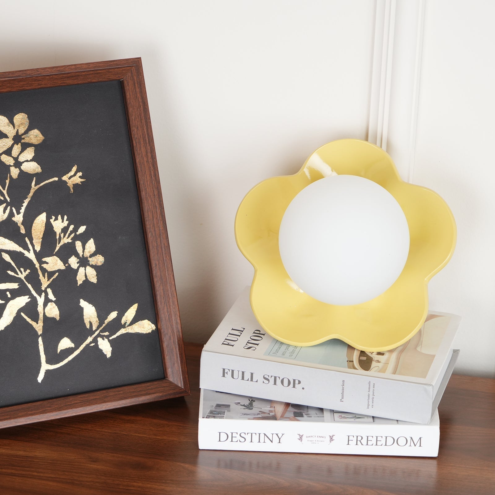 Marmar Flower Wall Light