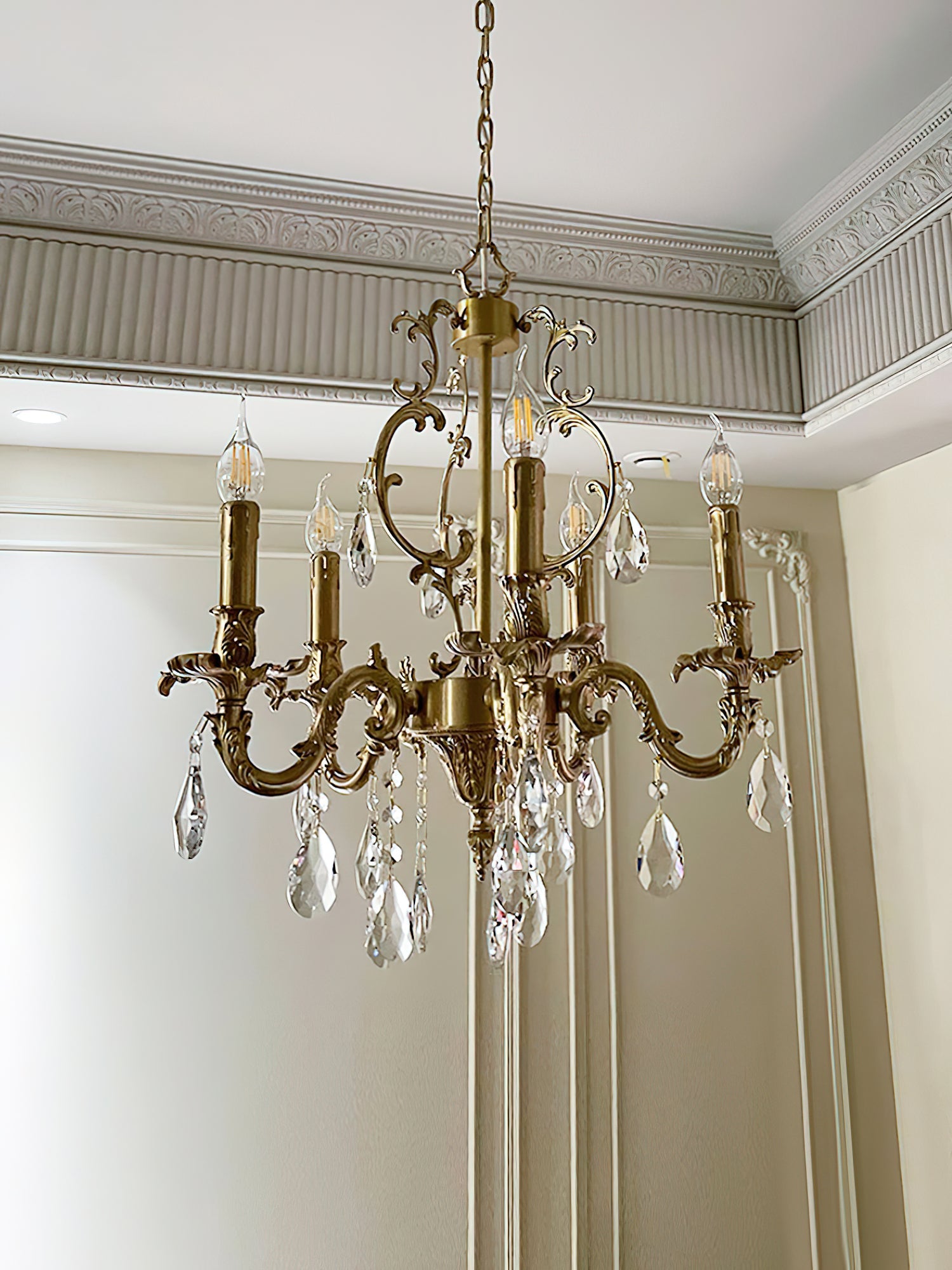 Nolious Classic Chandelier