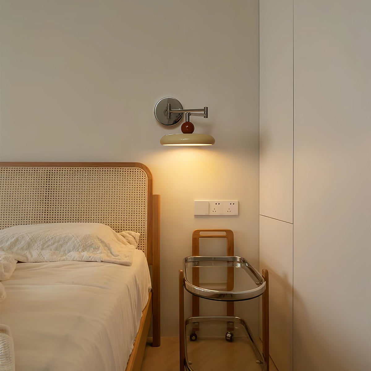 Lola Swing Arm Wall Lamp – detail 19