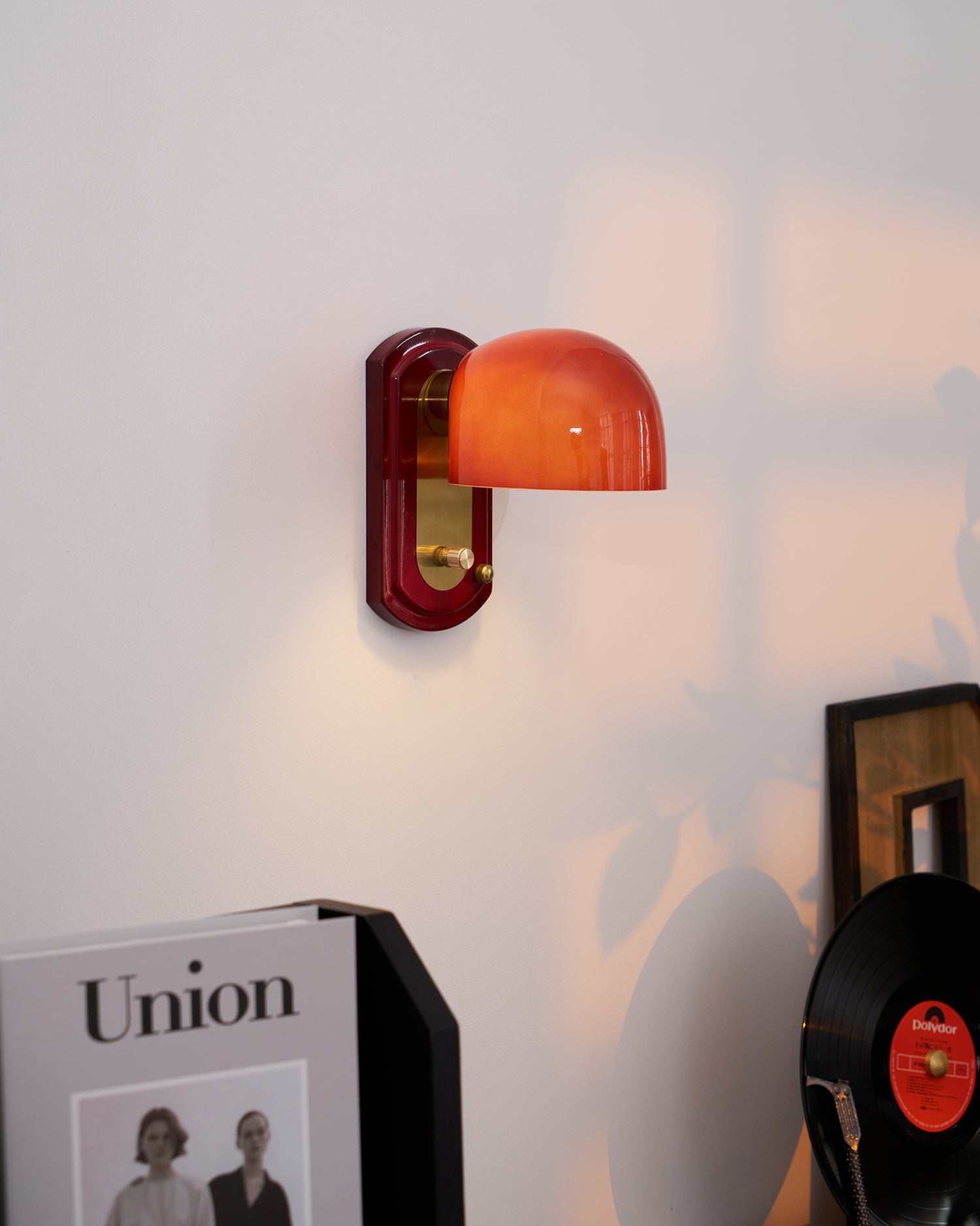 Calaro Wall Light