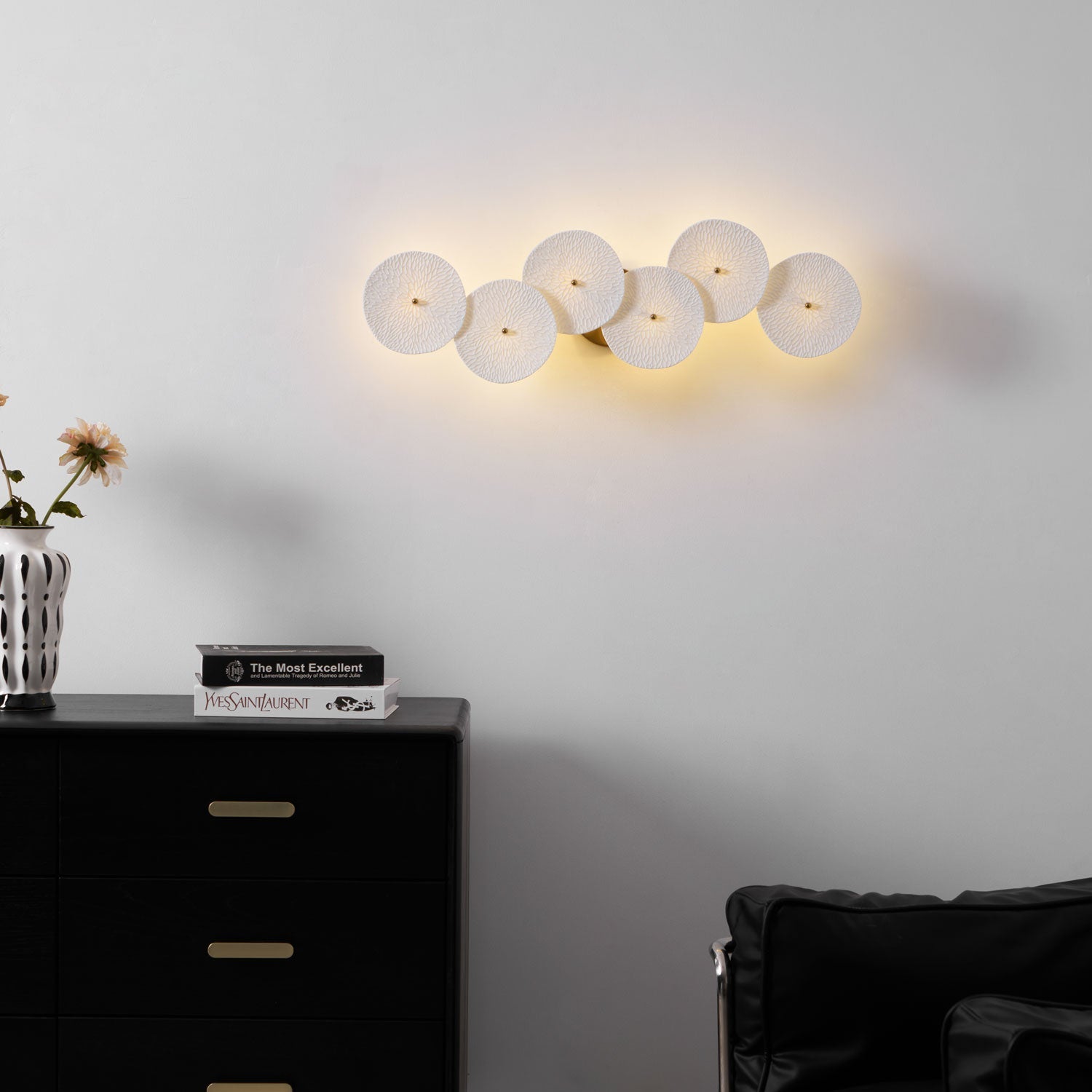 Joray Lotus Wall Light