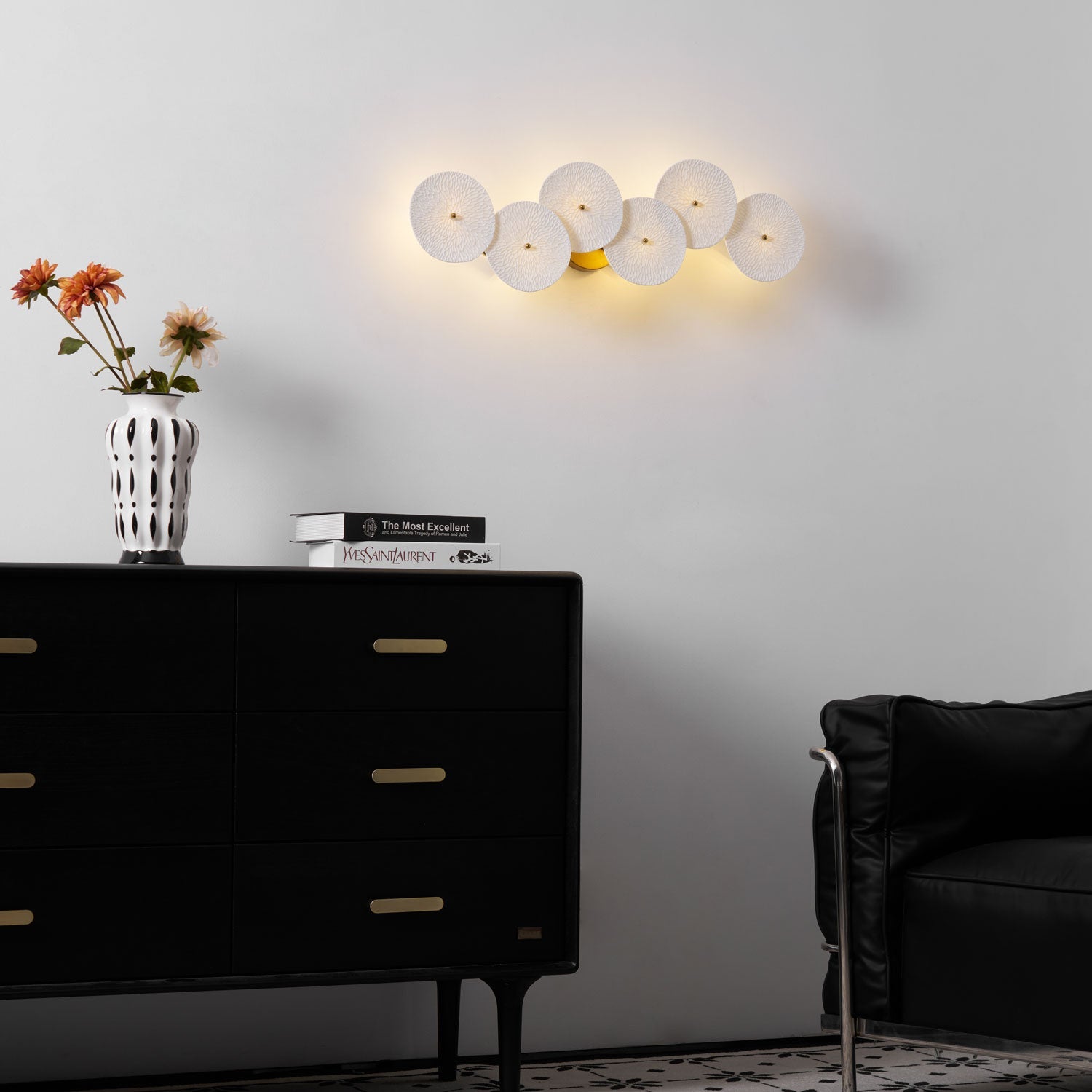 Joray Lotus Wall Light