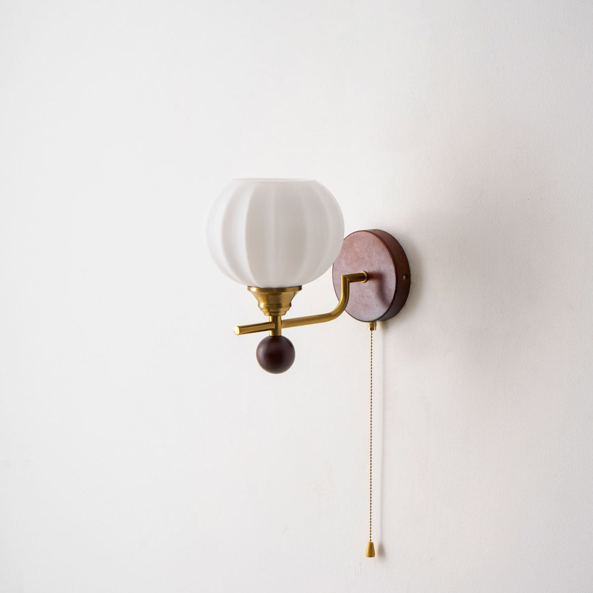 Lumea Crest Wall Lamp – detail 40