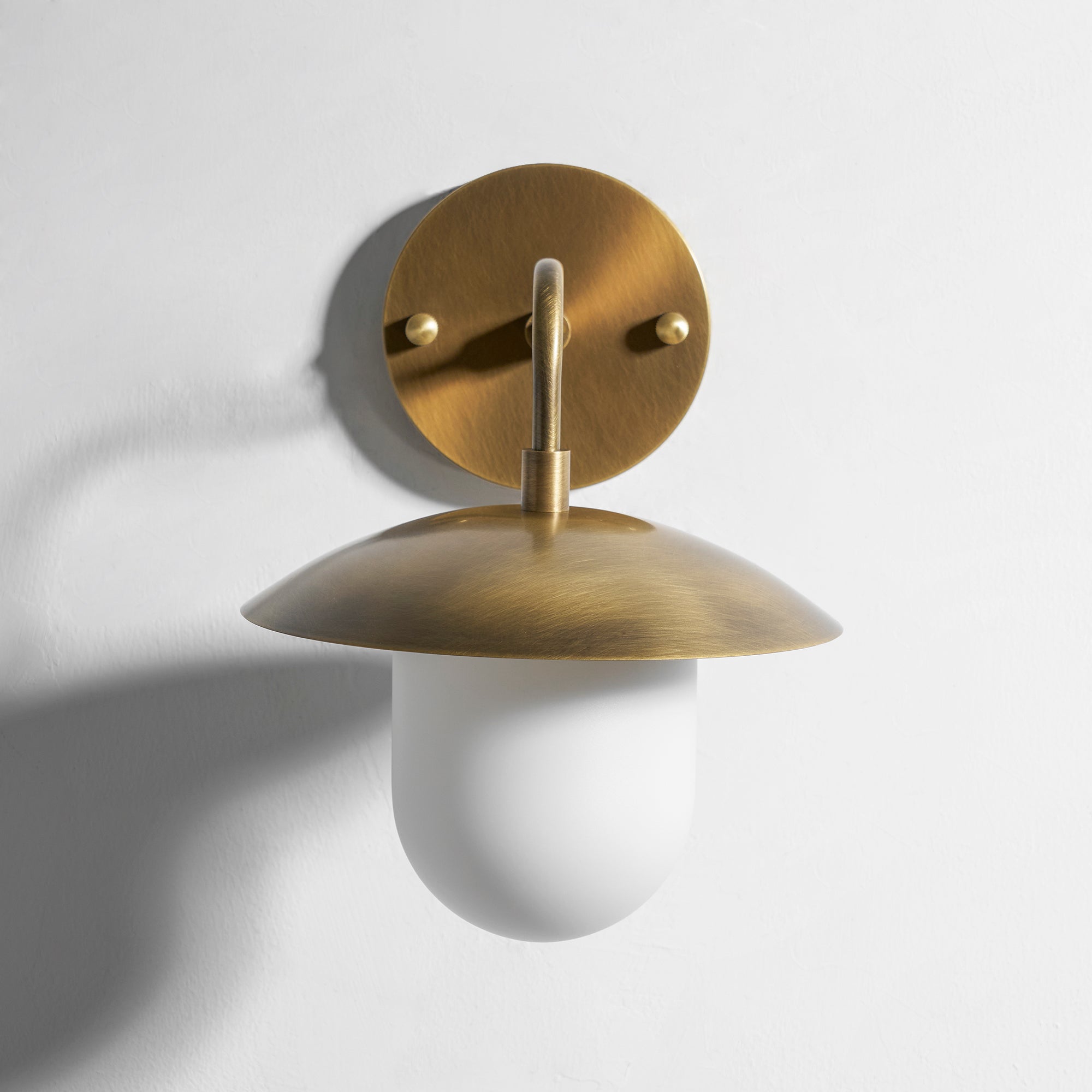 Roley Wall Light