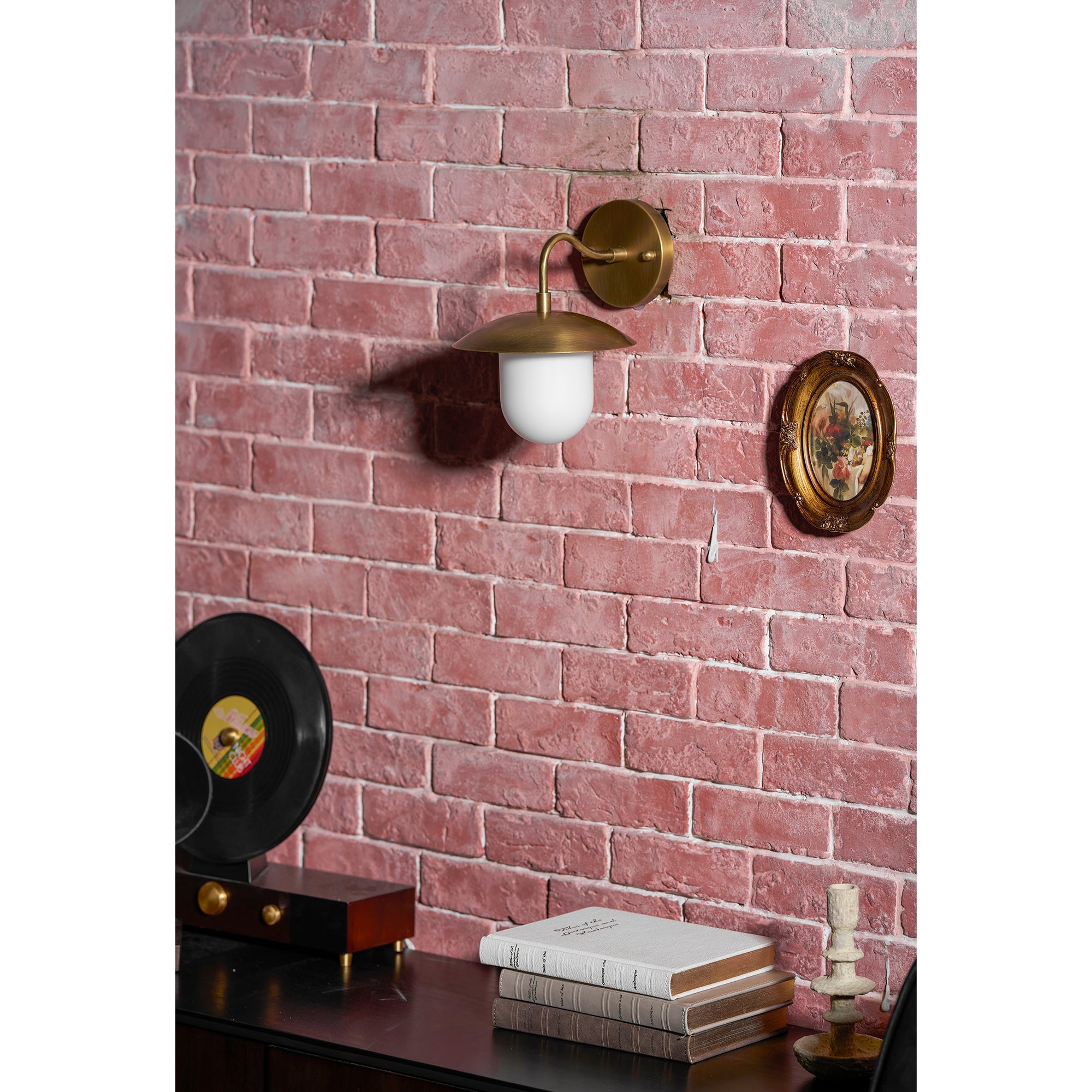 Roley Wall Light