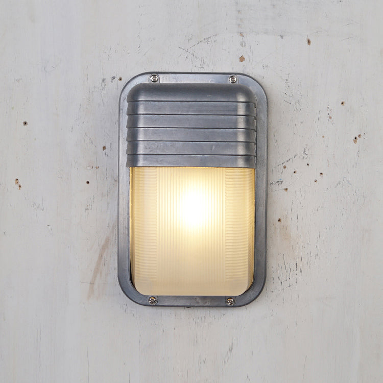 Riova Outdoor Wall Light