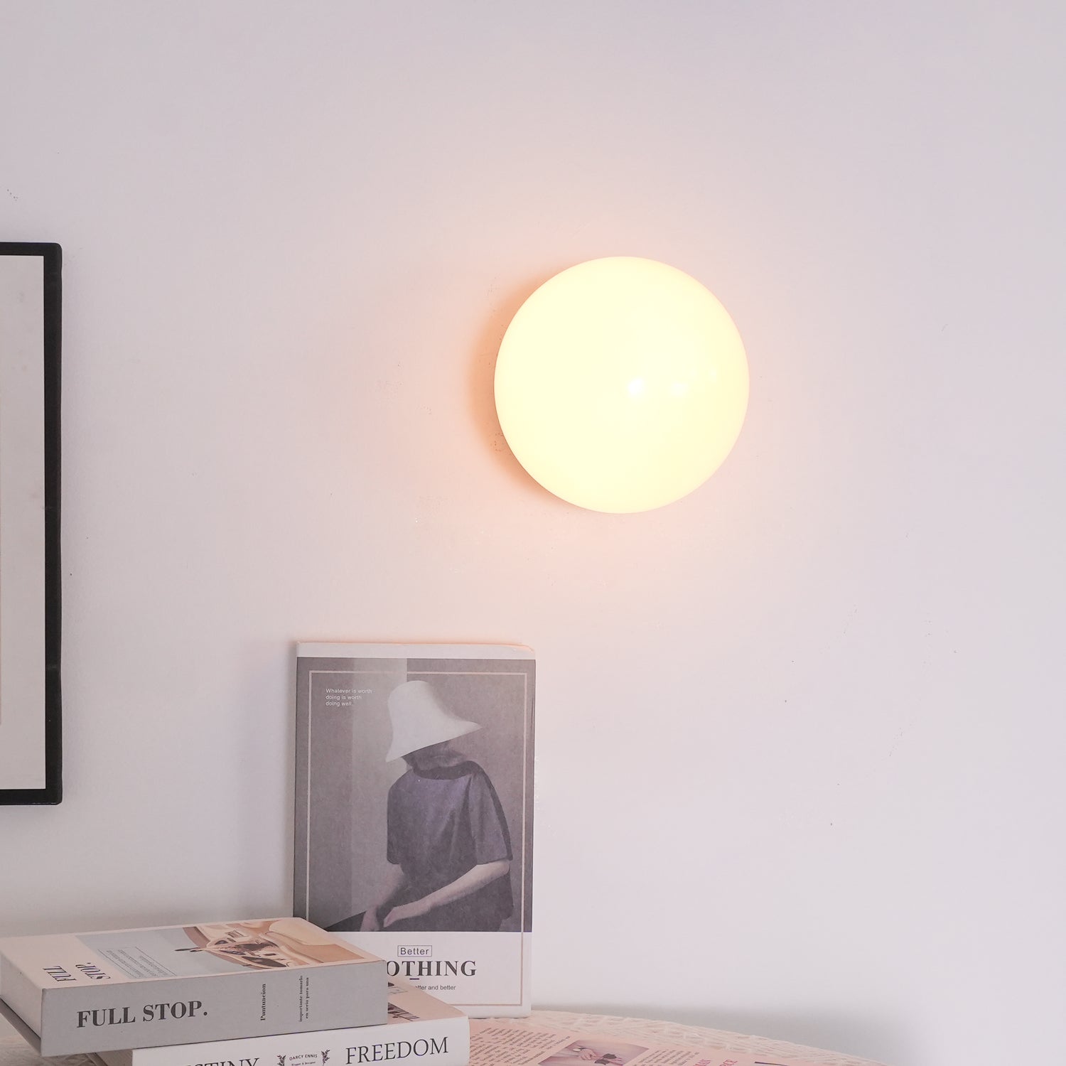 Cayvial Modern Wall Light