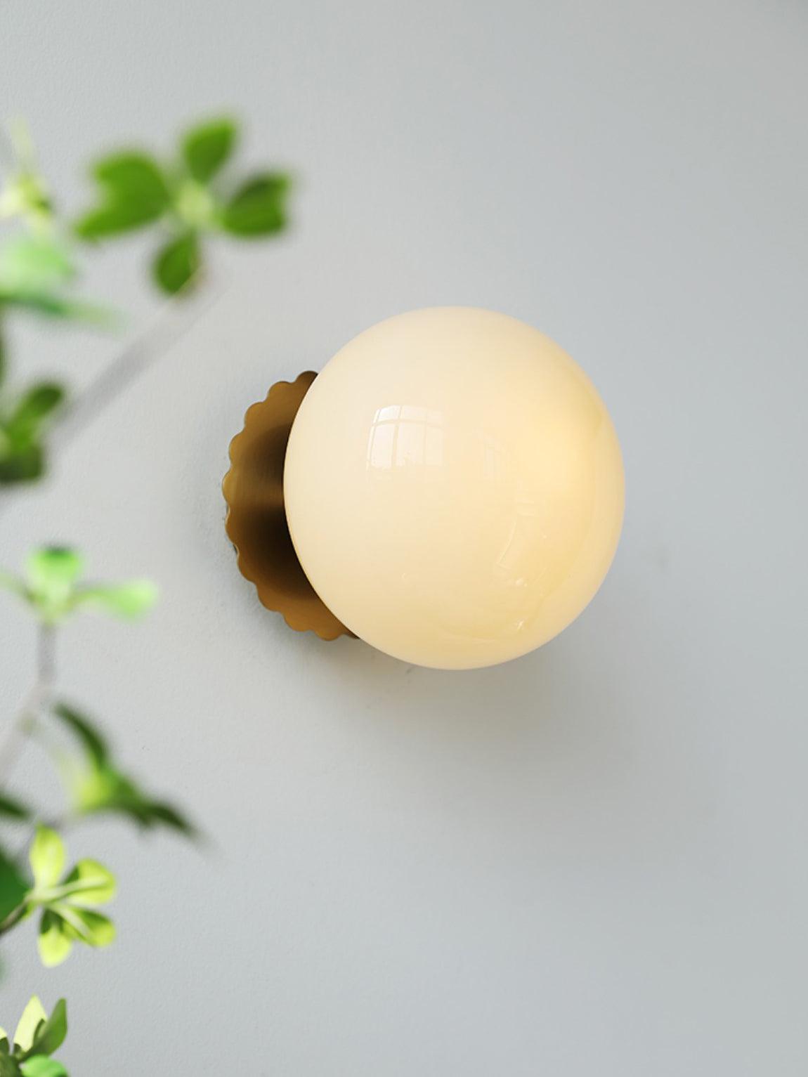 Cayvial Modern Wall Light