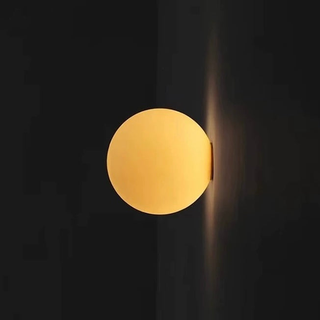 Keleyas Globe Wall Light