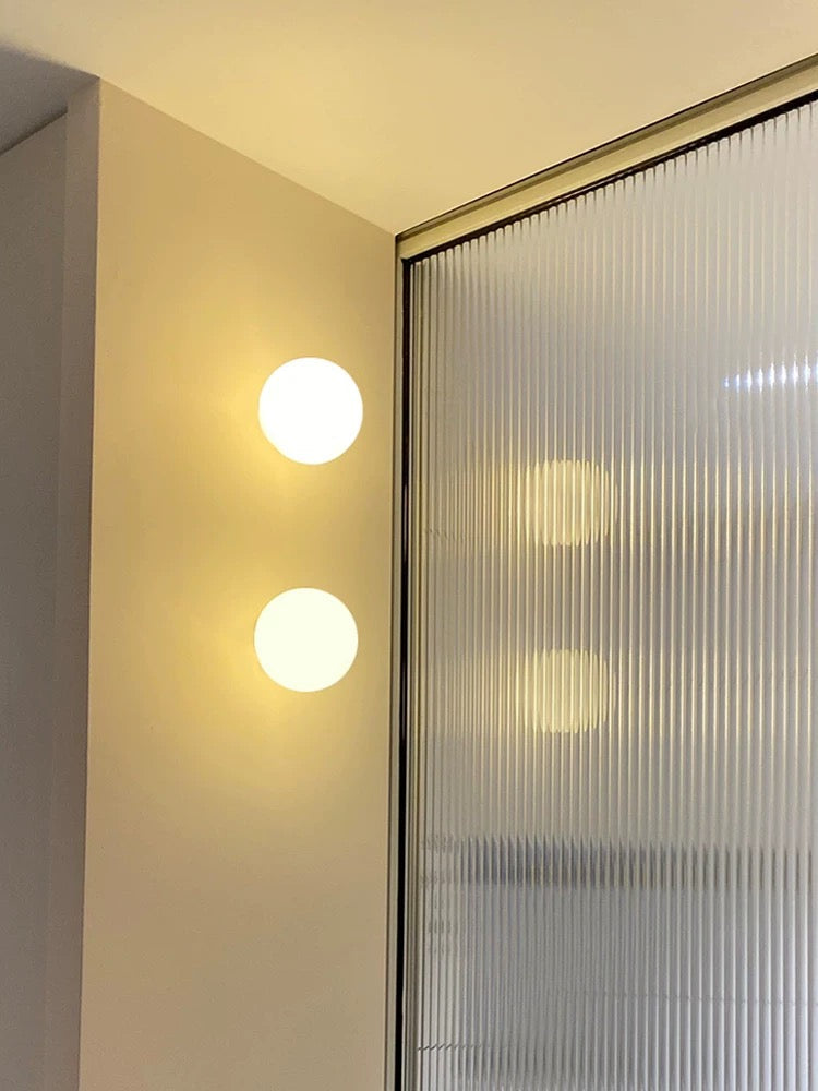 Keleyas Globe Wall Light