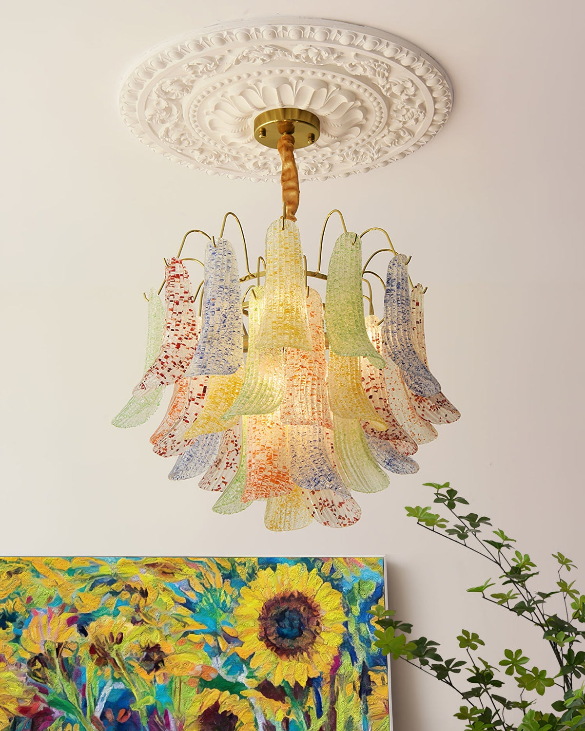Wynenro Chandelier