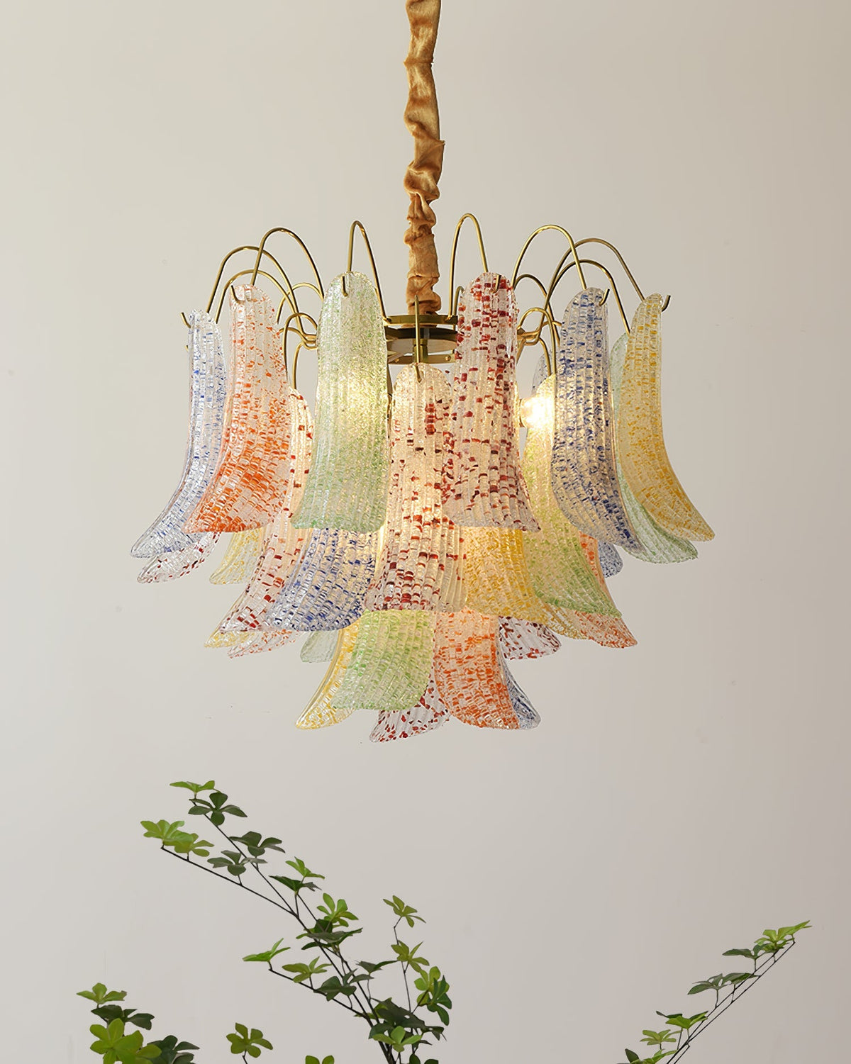 Wynenro Chandelier
