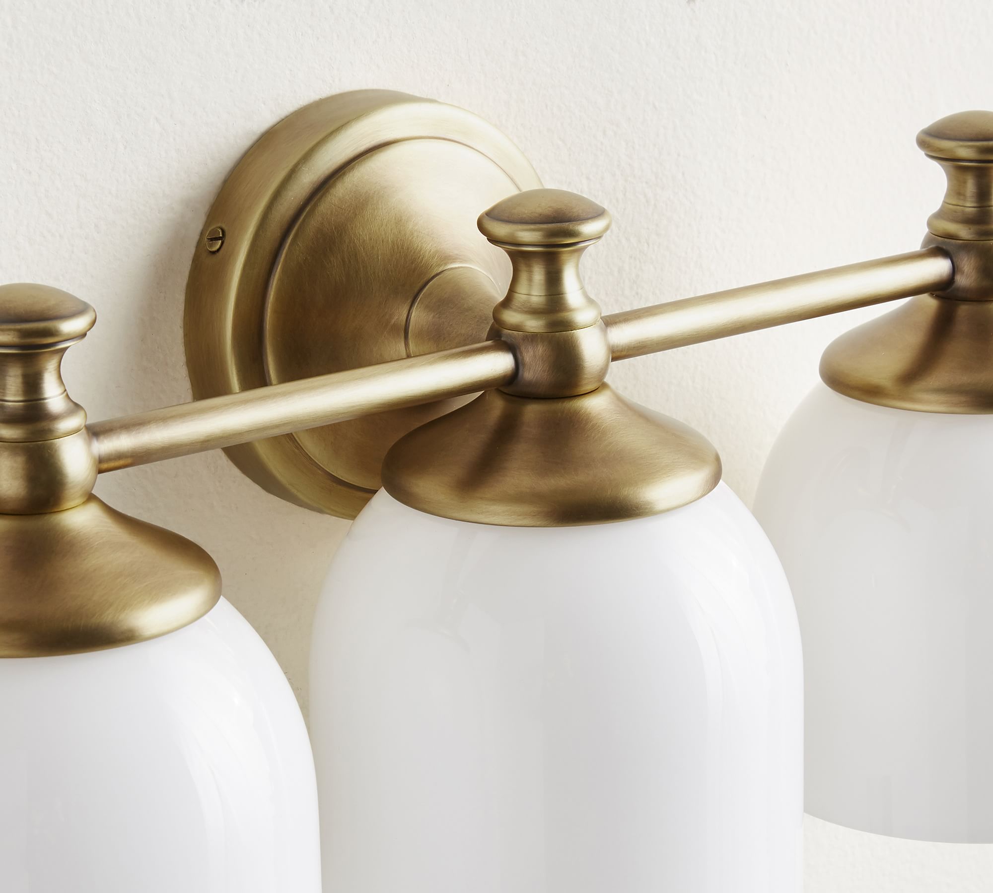 Renwyn Vanity Wall Light