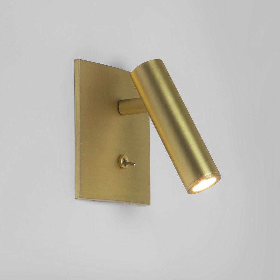 Synona Square Wall Reading Light