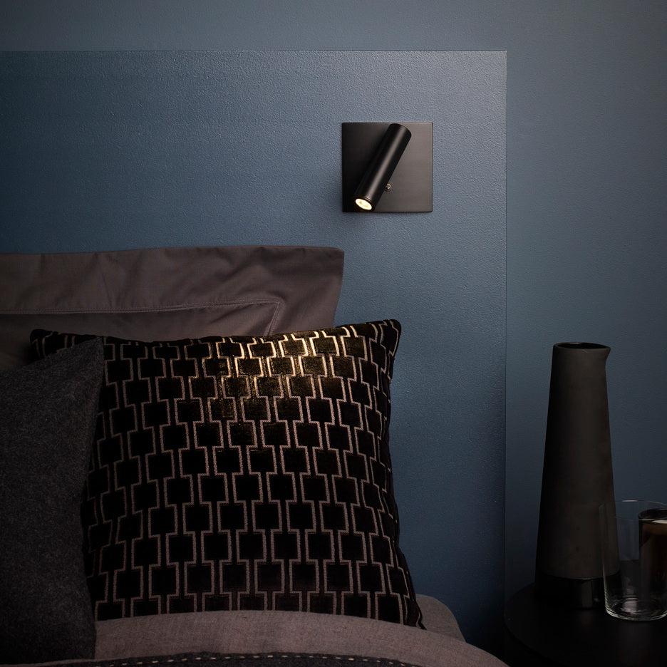 Synona Square Wall Reading Light