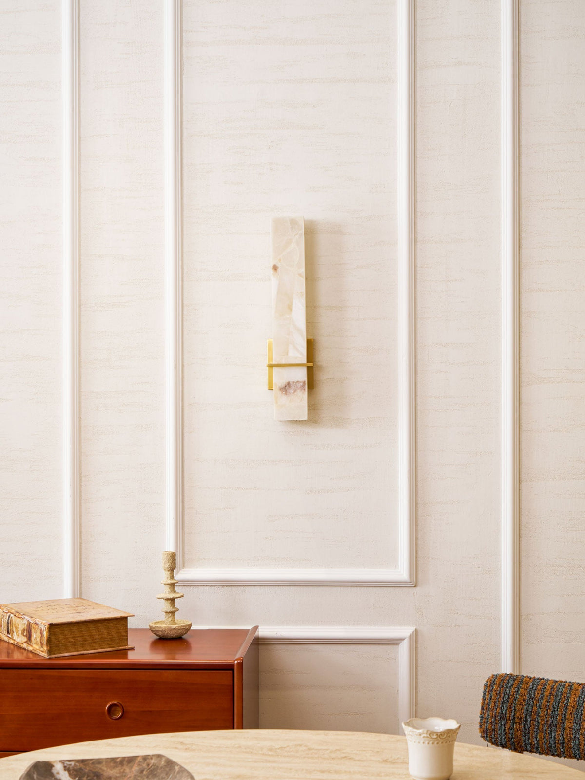 Milan Alabaster Wall Sconce – detail 40