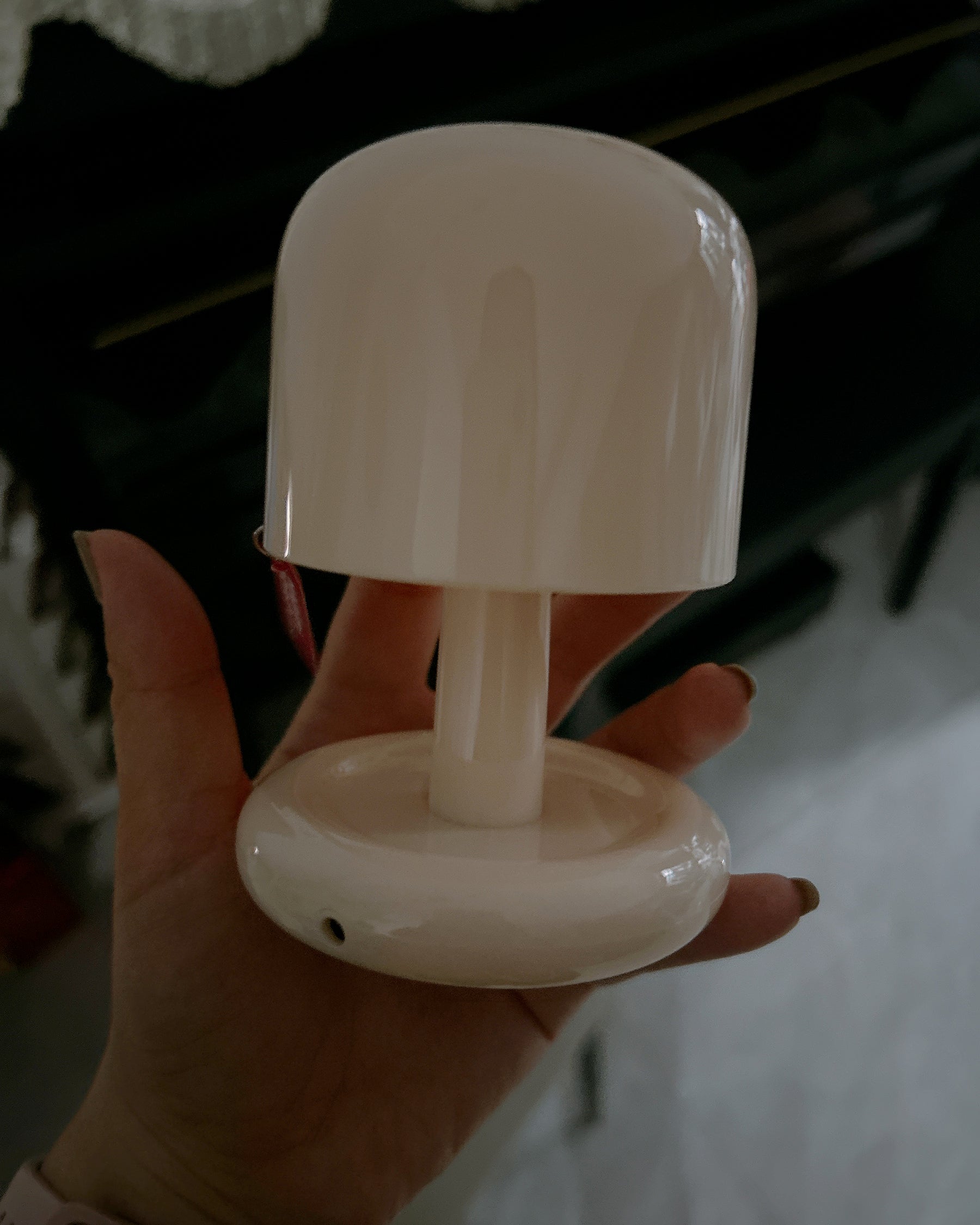 Avia Mushroom Table Lamp