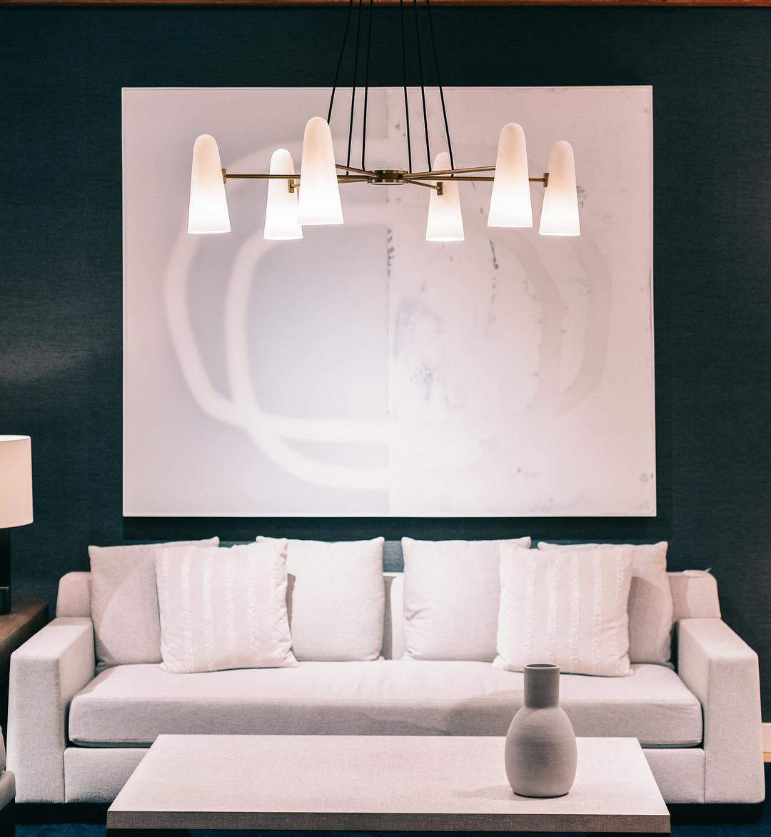 Iyuva Classic Chandelier