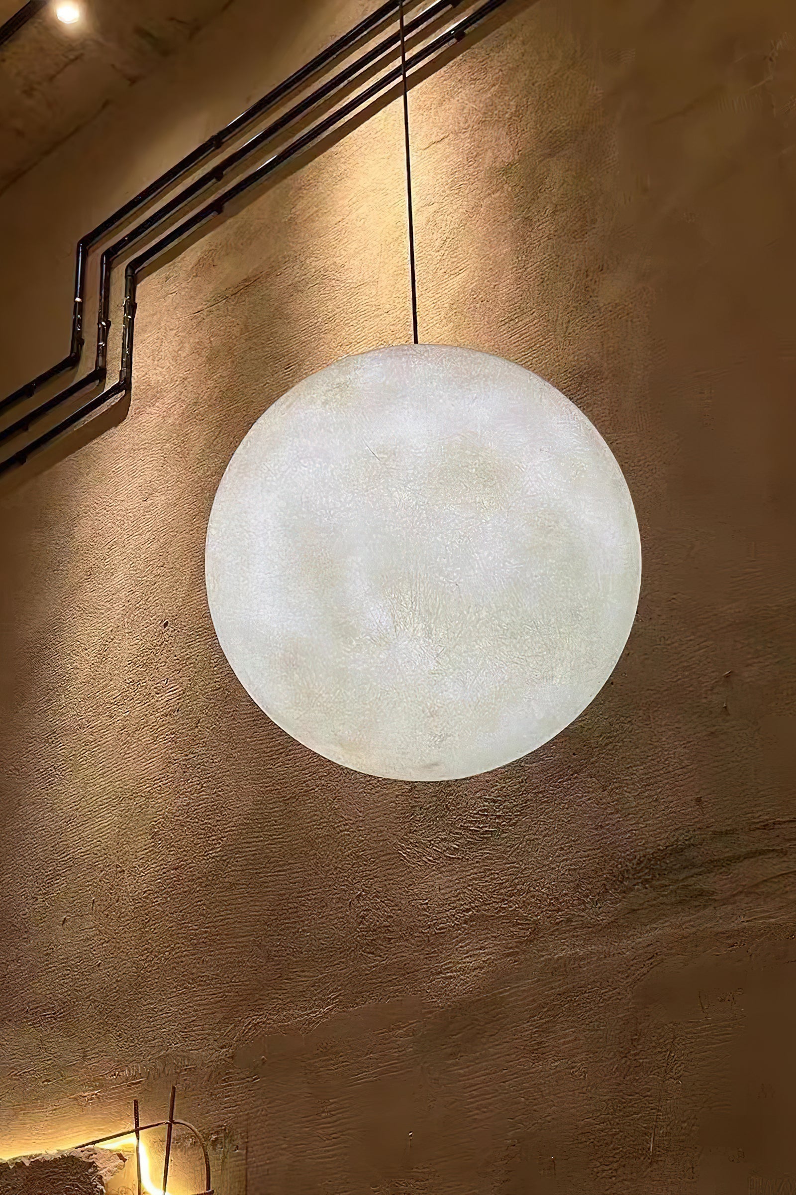 Camu Globe Pendant Light