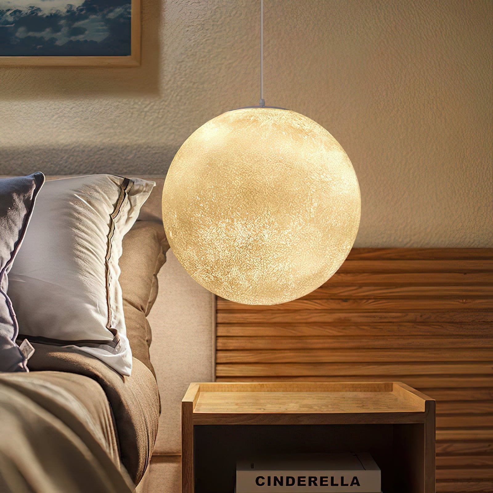 Camu Globe Pendant Light
