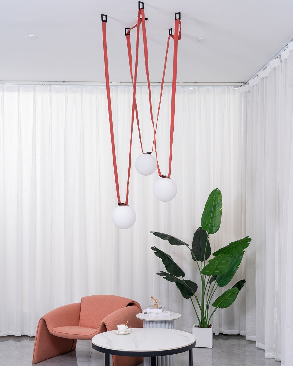 Neroiell Globe Pendant Light