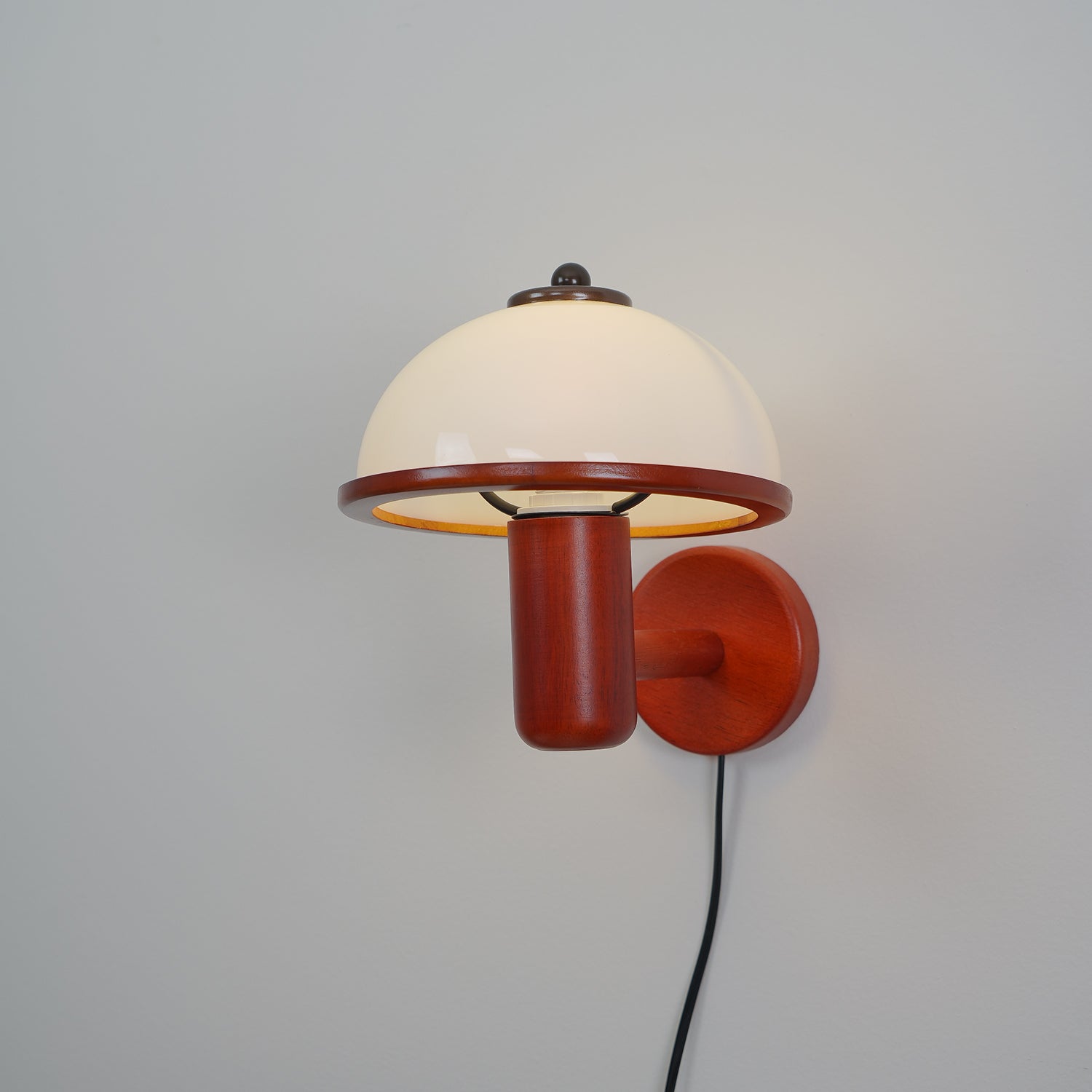 Arlyn Mushroom Wall Light