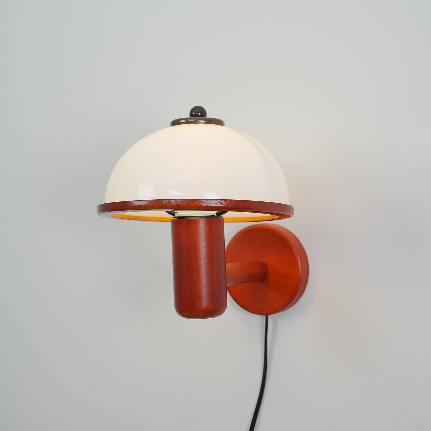 Arlyn Mushroom Wall Light