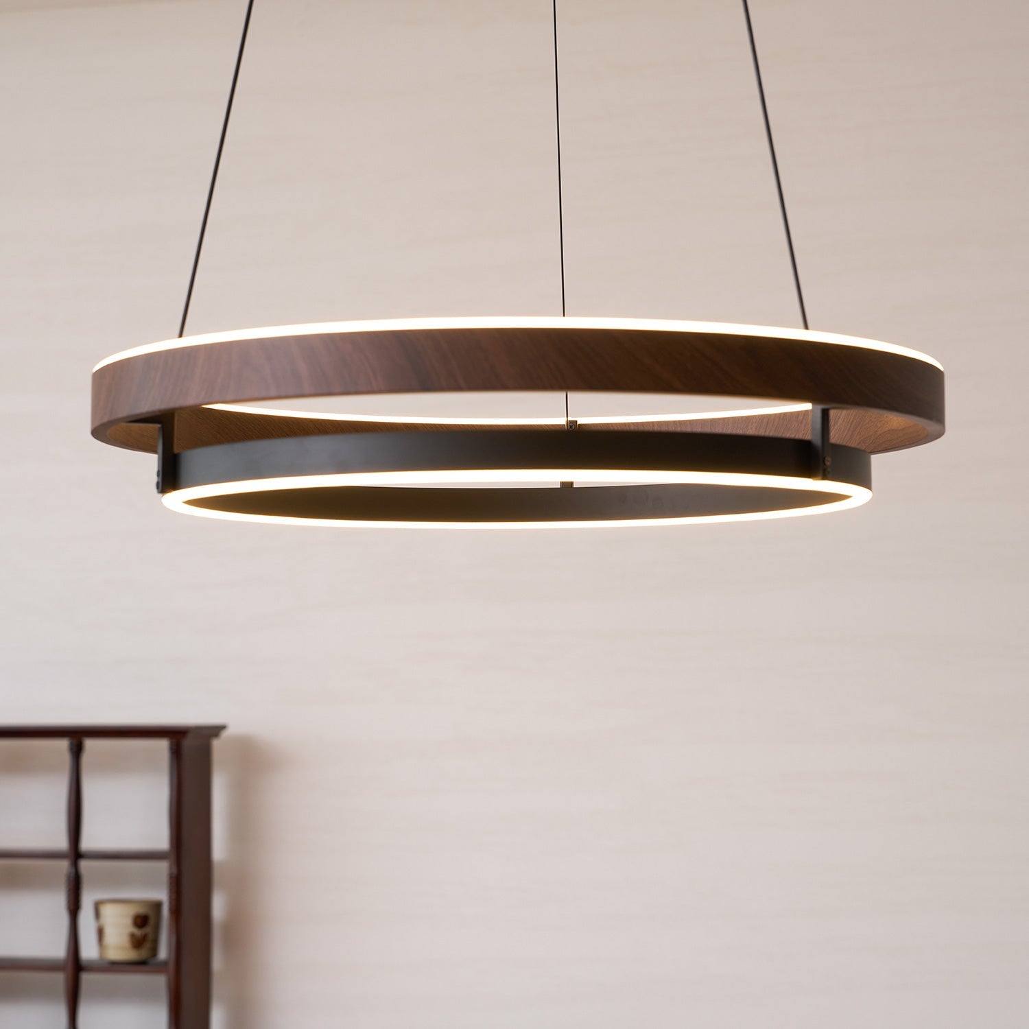 Arcorra Modern Chandelier