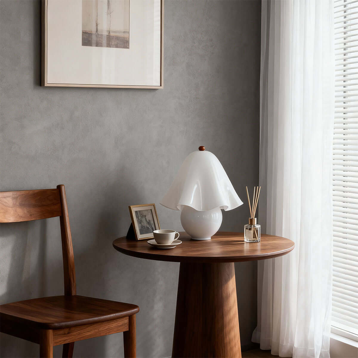 Quinva Table Lamp