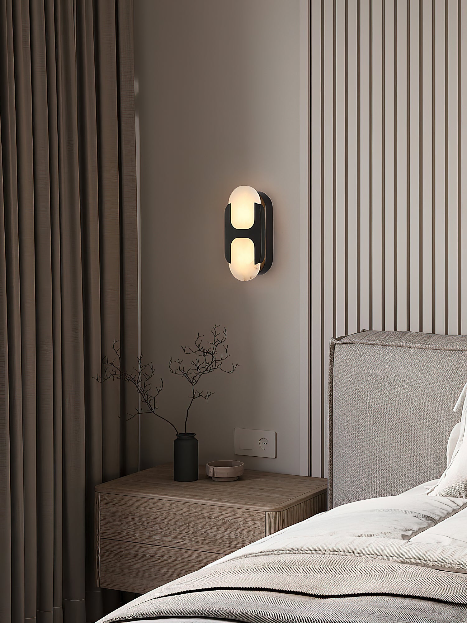 Quino Tube Wall Light