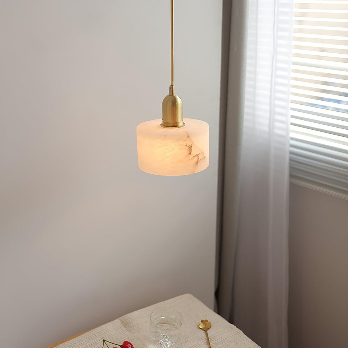 Odyssey Alabaster Pendant Light – detail 14