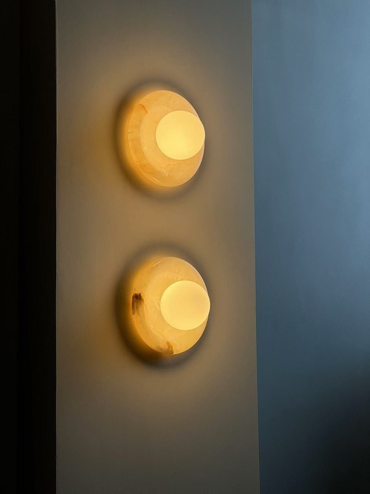 Emleyer Wall Light