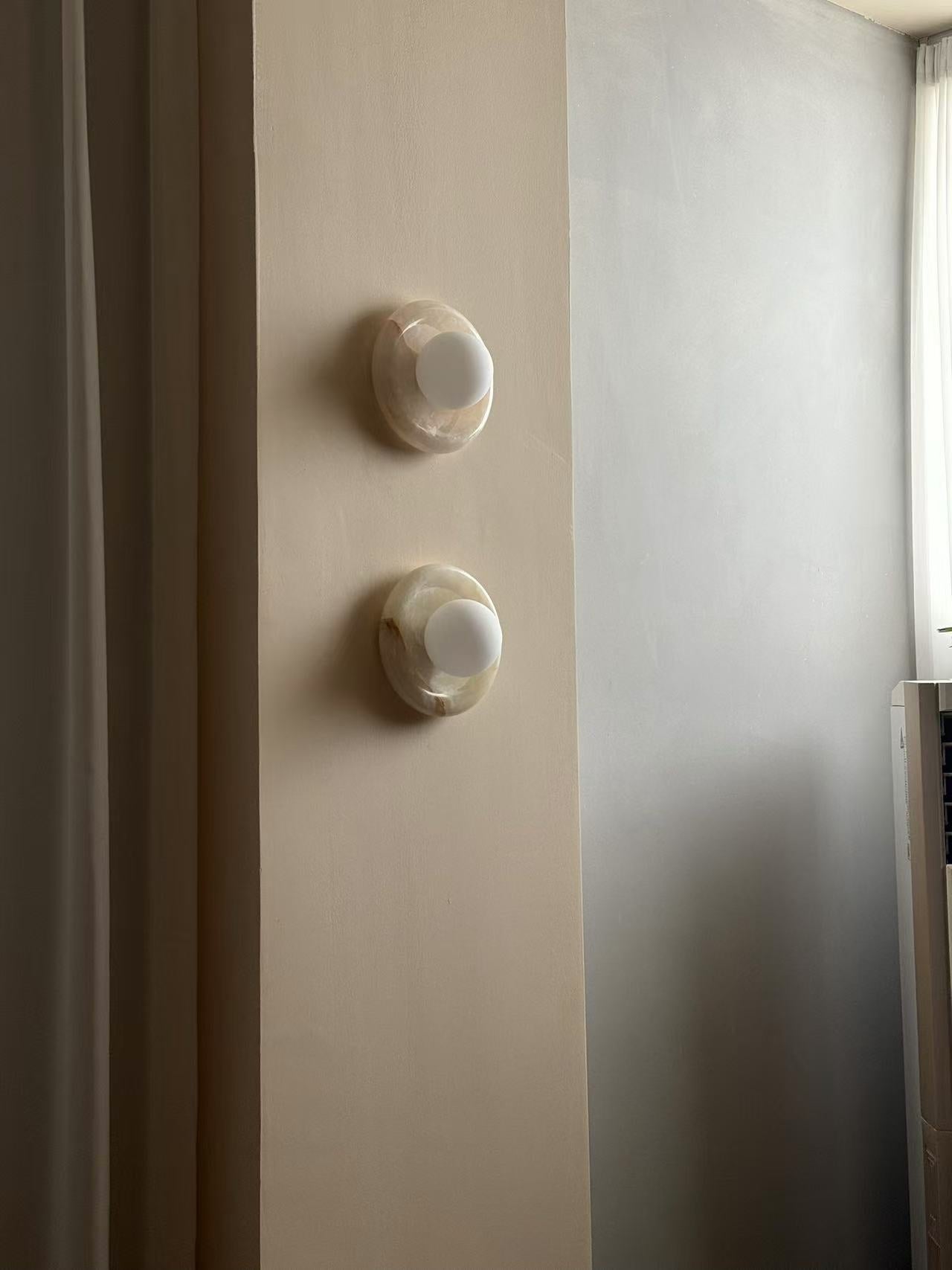 Emleyer Wall Light