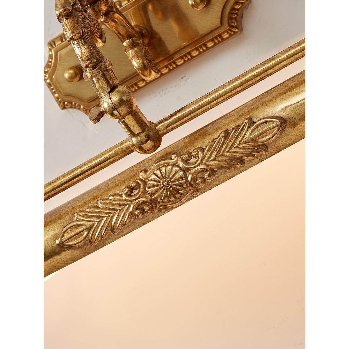 Aribay Linear Wall Light