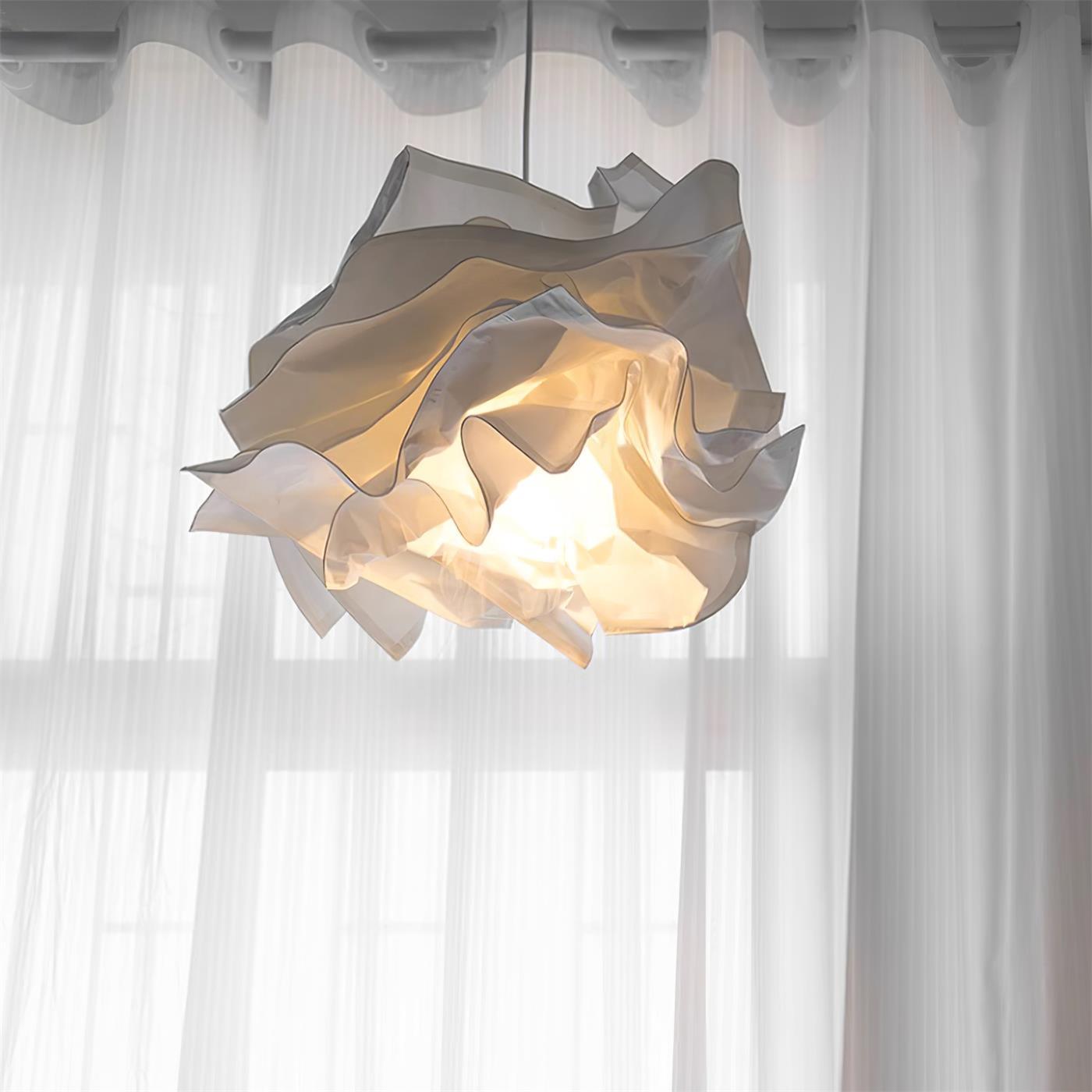 Neroleyen Pendant Light