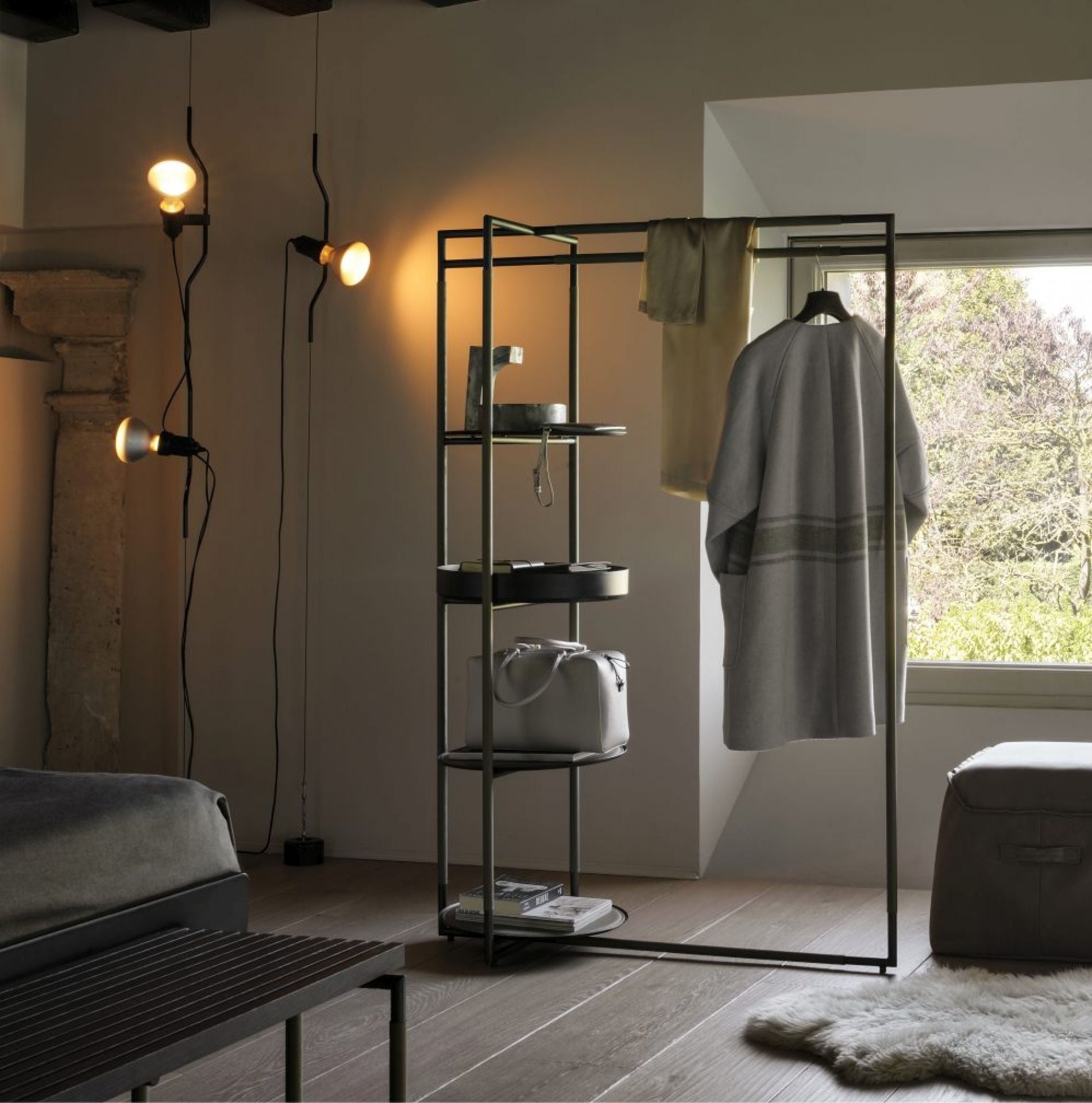 Elomiden Floor to Ceiling Lamp