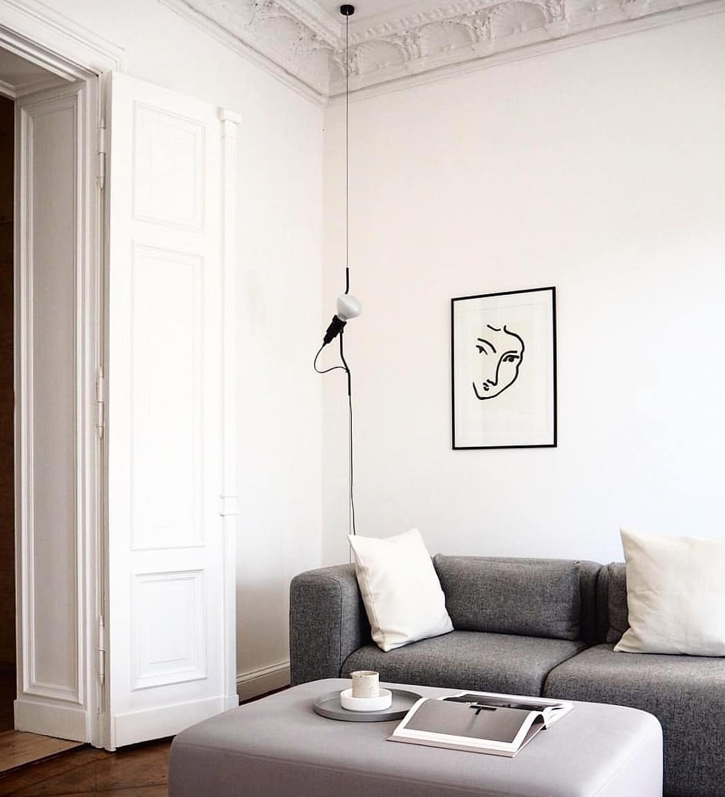 Elomiden Floor to Ceiling Lamp