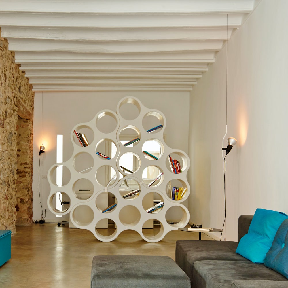 Elomiden Floor to Ceiling Lamp