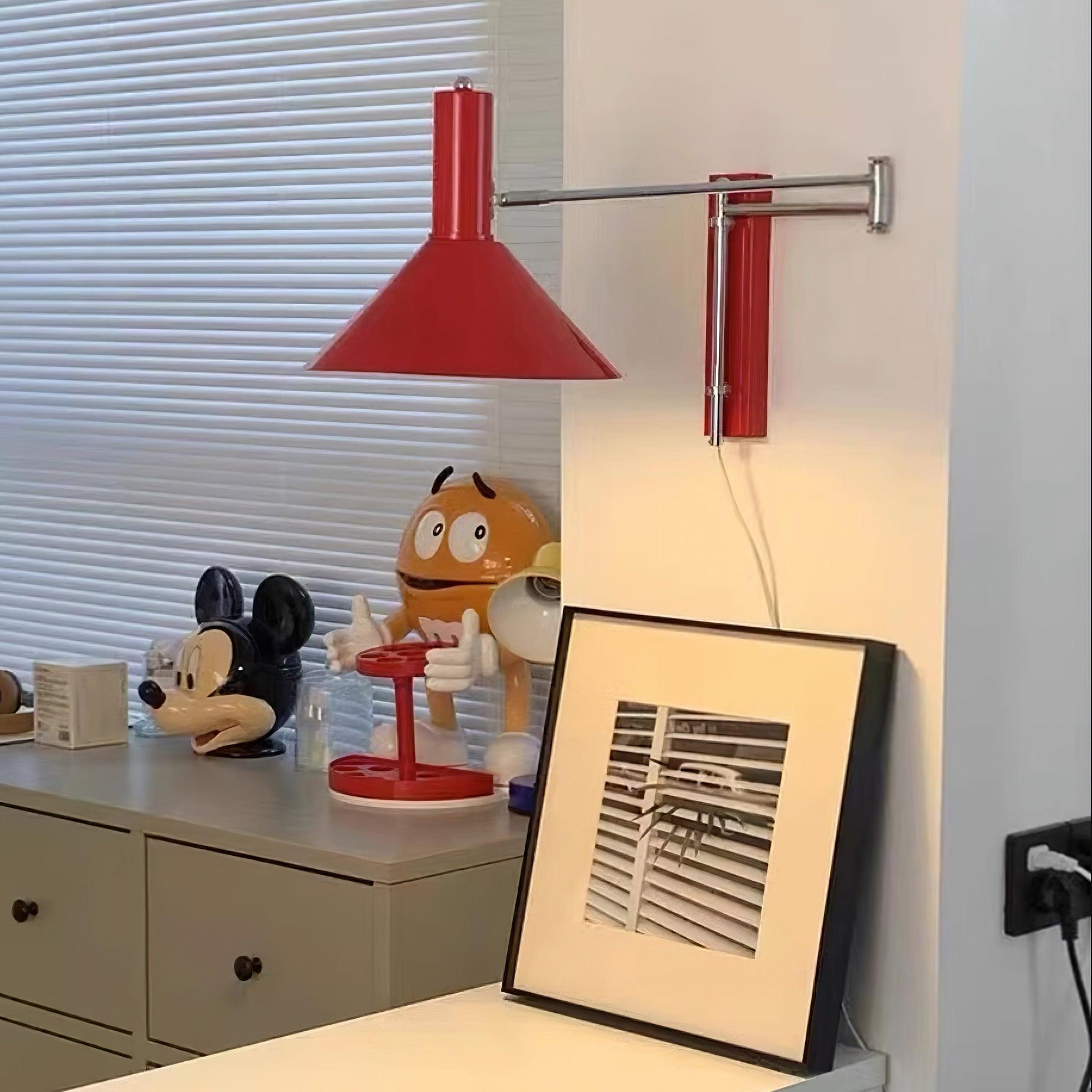 Caska Wall Light
