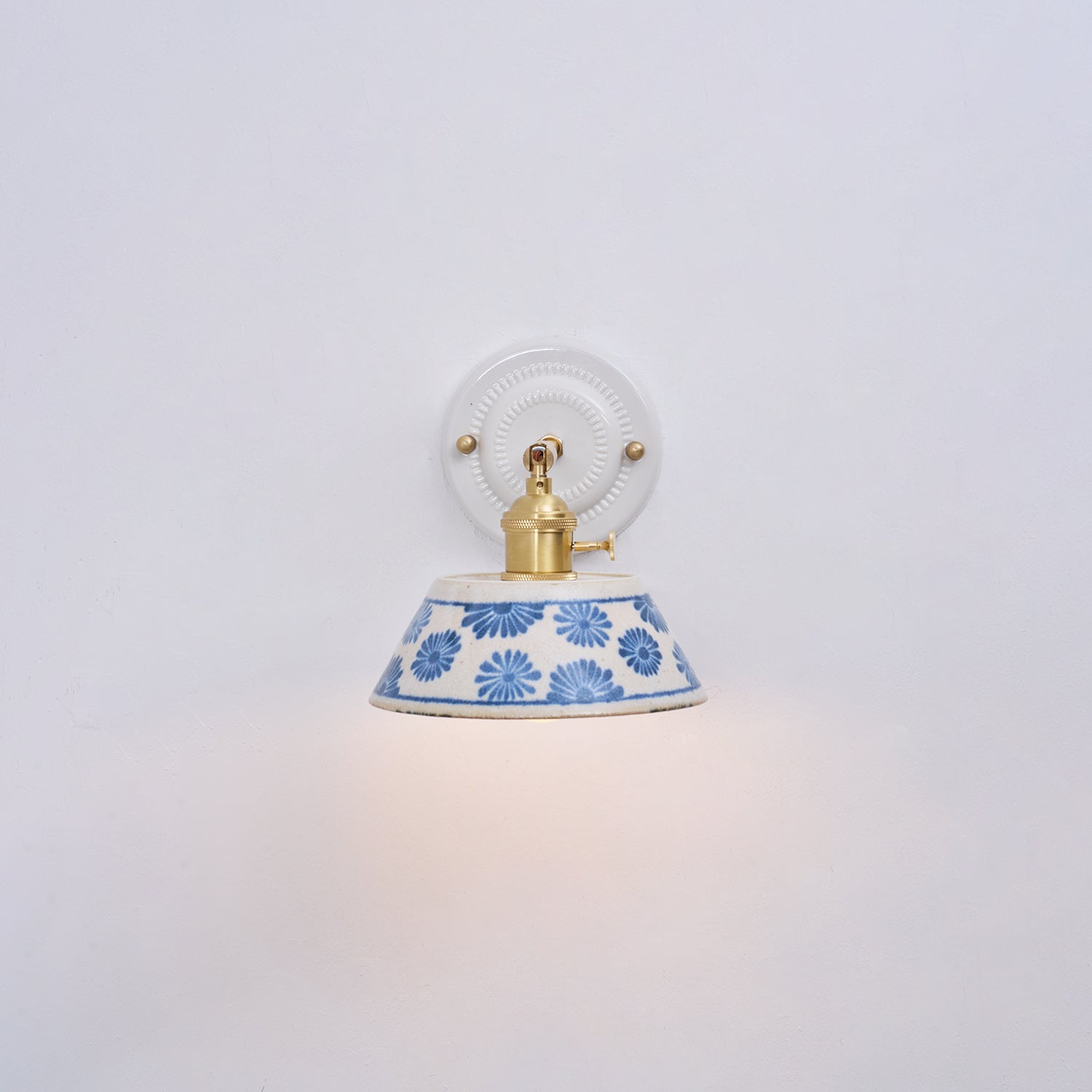 Belu Wall Light