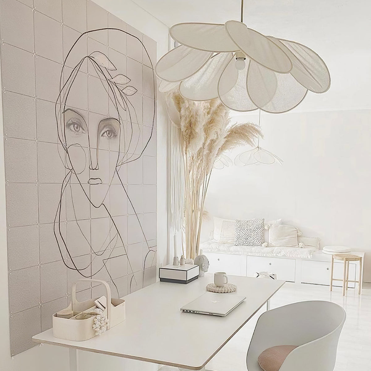 Foxli Petal Pendant Light