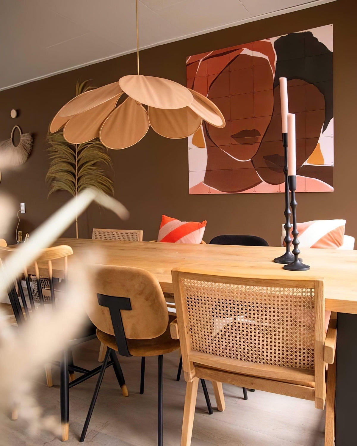 Foxli Petal Pendant Light
