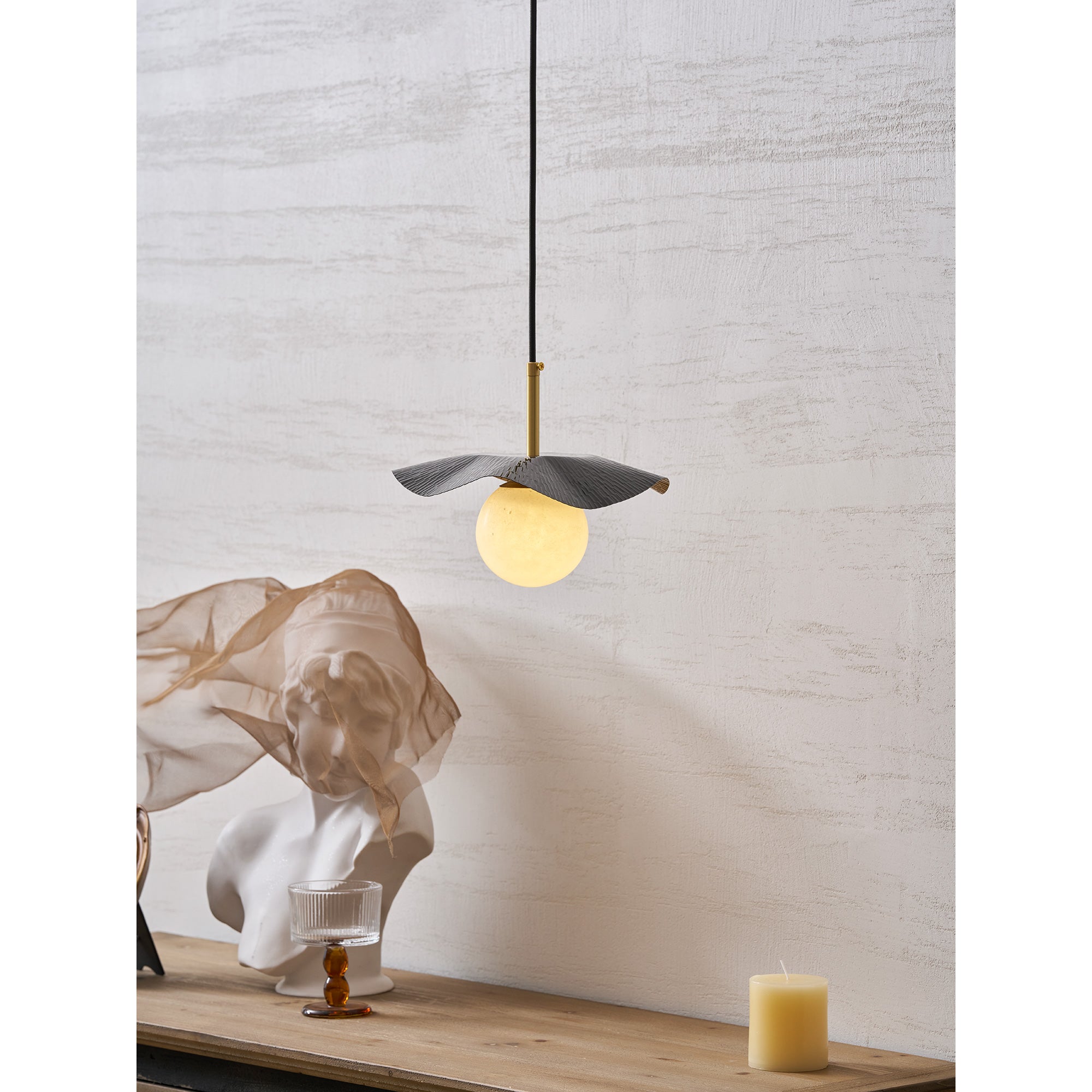 Haleve Pendant Light