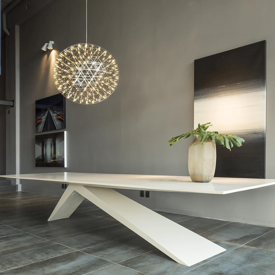 Casni Pendant Light