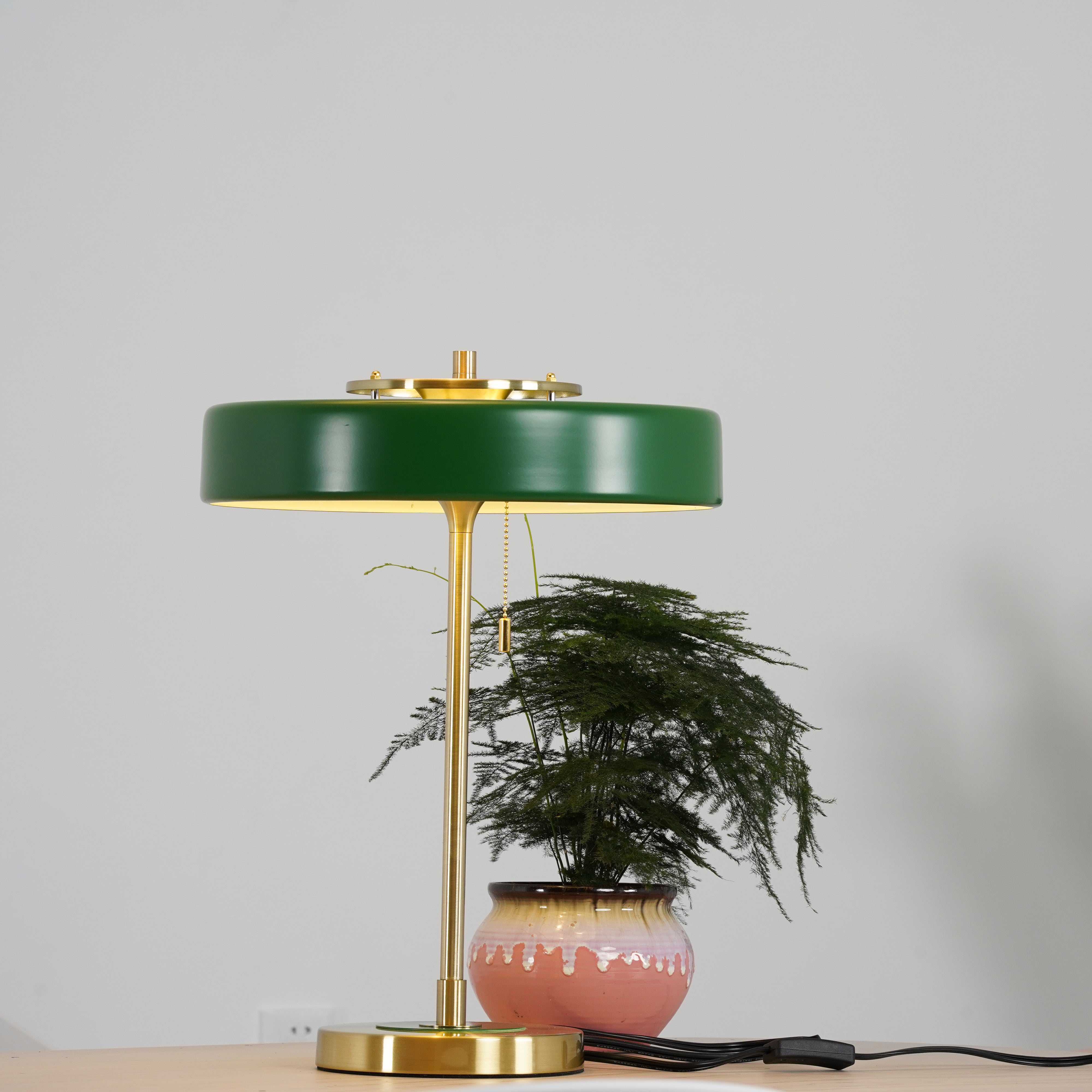 Ivymo Table Lamp
